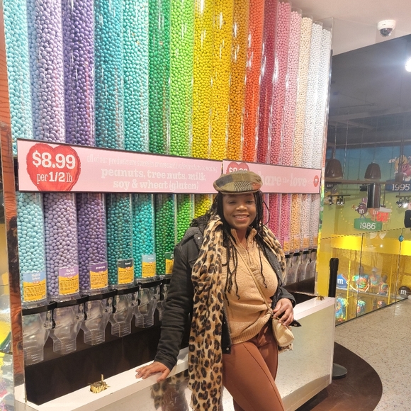 Meet The Seller💫 - Picture 3 of 5